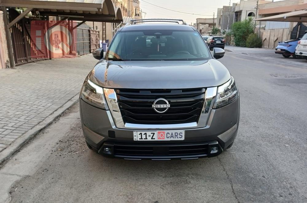 نیسان پاسفایندەر